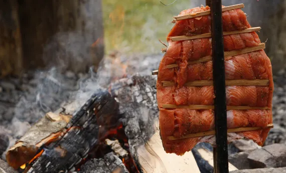 video: Sea Kayaking Plus Aboriginal Tourism in BC salmon cooking by fire